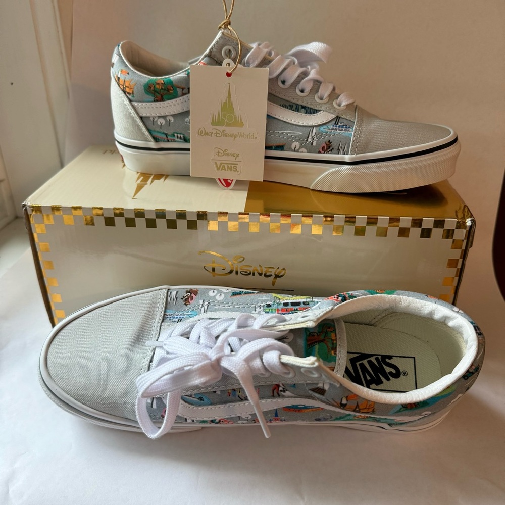 Vans Walt Disney World Lace-ups *limited addition